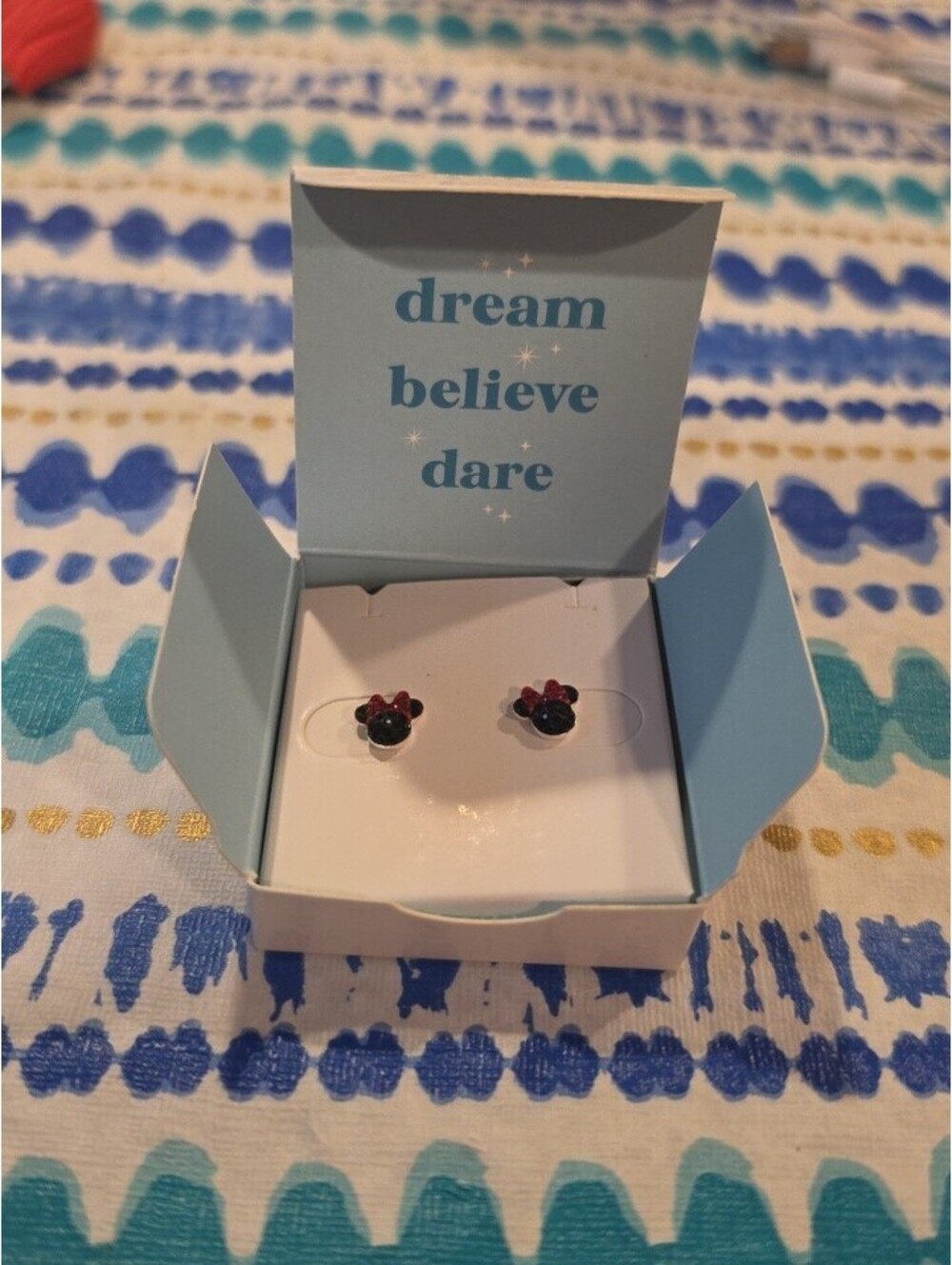 Origami Owl ER3092 "Disney Minnie Mouse Sparkle" Stud Earrings "NIB"